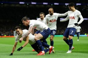 华体会体育-佛罗伦萨战术调整，努力迎战强劲对手的简单介绍