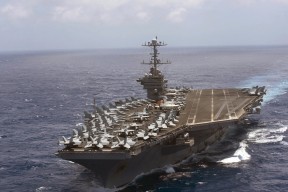 华体会官网-惊雷乍现，暴风席卷北境，字母哥30+三双主宰，猛龙25分速胜森林狼