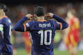 华体会体育-包含本菲卡战平热刺，莫德里奇补时绝平法甲的词条