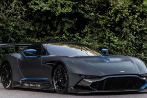 华体会下载-新狼王啸 日月换新天，黑马嘶鸣与星辰重铸