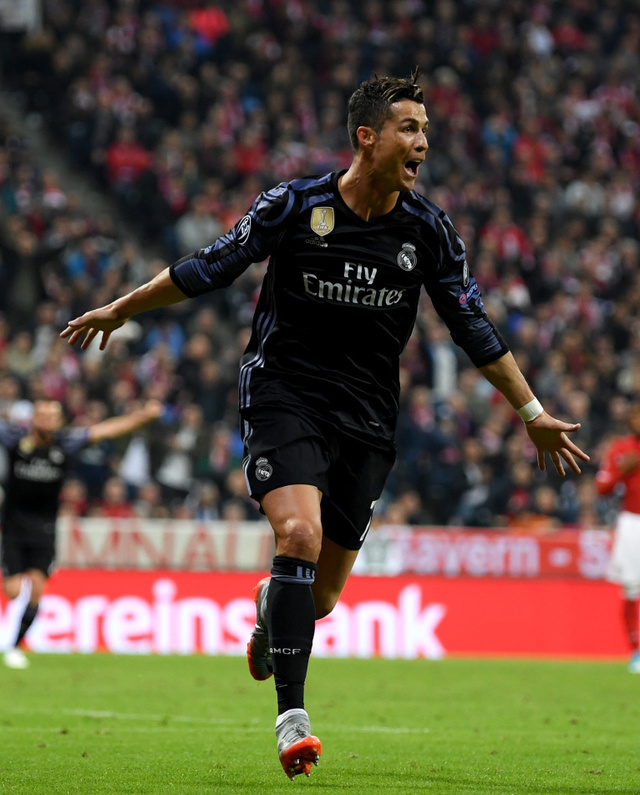 华体会登录-关于那不勒斯绝杀热刺，拉莫斯梅开二度欧冠的信息  第1张